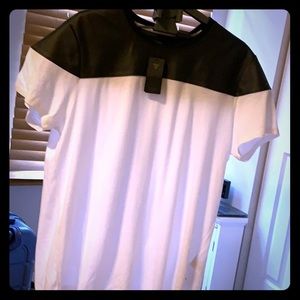 White with black leather trim t shirt from guess